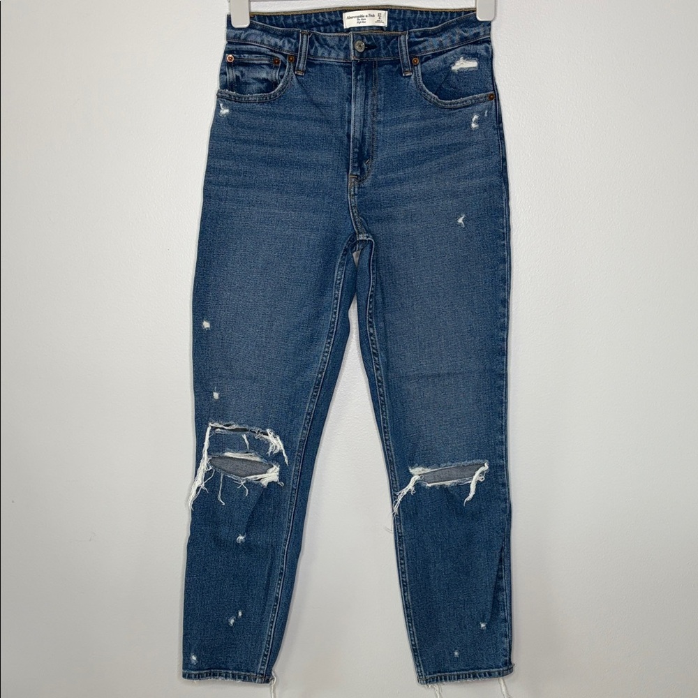 Abercrombie & Fitch The Mom High rise Blue Distressed Jeans Size 27